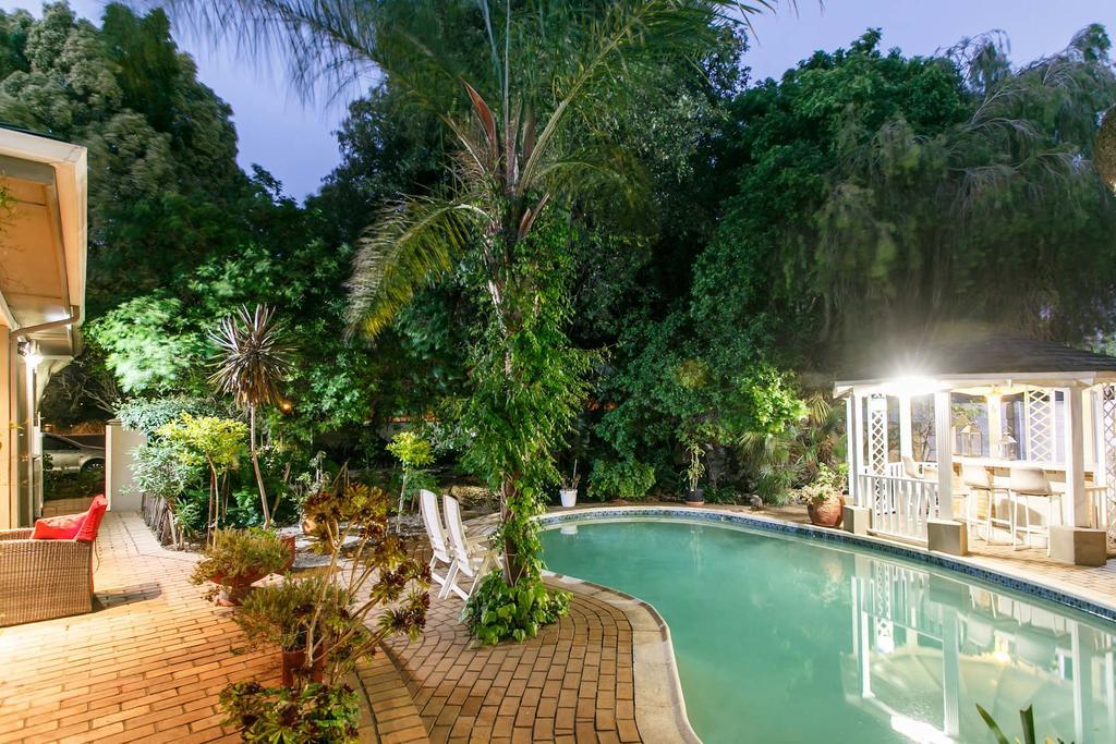 בלוויל Sun Bell Lodge מראה חיצוני תמונה