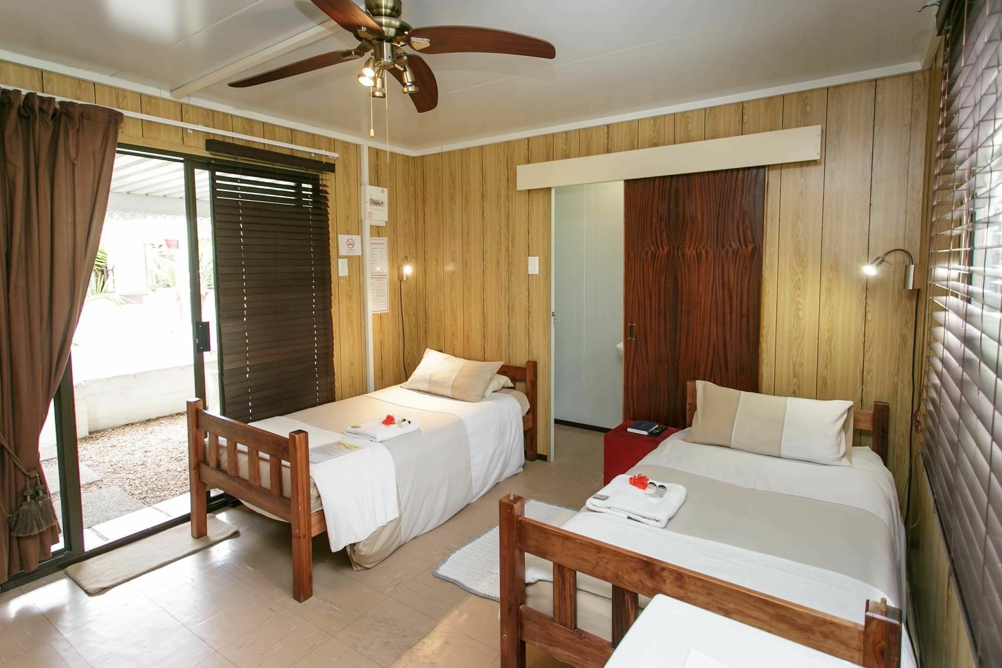 בלוויל Sun Bell Lodge מראה חיצוני תמונה